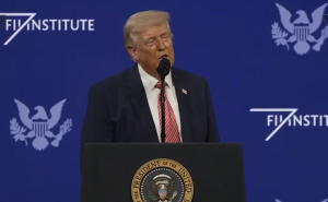 Trumpov govor uživo: "Iranci moraju otvoriti Trumpov moreuz. Izvinjavam se, Hormuški moreuz"