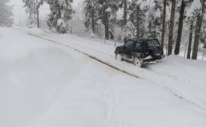 Snježni kolaps u Kotor Varoši: Metar snijega na Borju, sela odsječena i bez struje