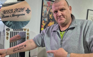 Odanost i ljubav prema BiH: Zoran iz Tuzle na koži urezao historijske uspjehe Zmajeva