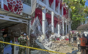 Zemljotres jačine 7,4 stepeni pogodio Indoneziju: Panika među građanima, jedna osoba poginula