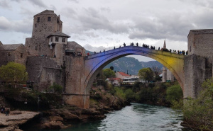 Stari most u bojama BiH: Mostar dočekuje Barbareza uz spektakl