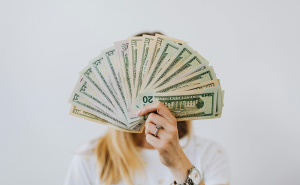 Za ove horoskopske znakove od aprila kreće razdoblje bogaćenja i iznenadnih finansijskih preokreta