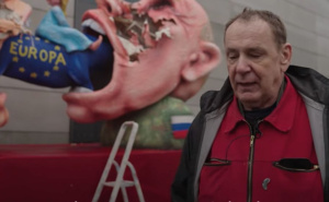 Njemački umjetnik u Moskvi osuđen na zatvorsku kaznu zbog ismijavanja Putina