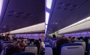 Slavilo se svuda: Pogledajte reakciju putnika u avionu kad su čuli vijest da Zmajevi idu na Mundijal