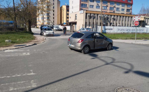 Sudar u naselju Čengić Vila: Dvije osobe povrijeđene, policija na terenu