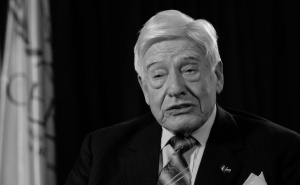 OHR se zvanično oprostio od Schwarz-Schillinga: Lično se oglasio i Christian Schmidt