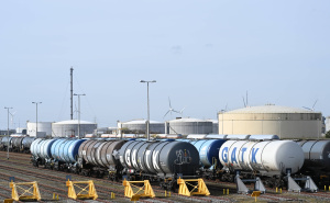 I dalje napeto u Hormuškom moreuzu: Cijene nafte ponovo skočile