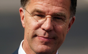 Šef NATO-a opet se ulizivao Trumpu: Otvoreni razgovori izazvali smijeh i kontroverzu