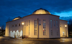 Denis Begić: Rušenje džamija nije samo napad na zgrade, nego i na identitet Bošnjaka u Švedskoj