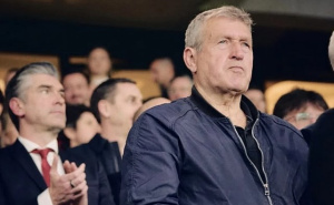 Safet Sušić bio specijalni gost na meču Lige prvaka između PSG-a i Liverpoola