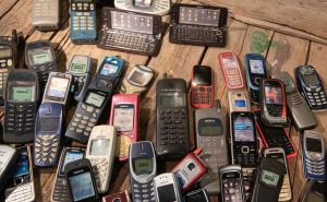 Istraživanje pokazalo: Milioni starih mobilnih telefona i dalje stoje u ladicama širom Njemačke
