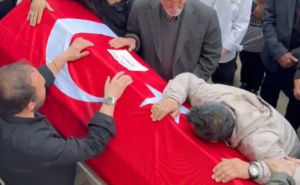 Tuga i suze u Kahramanmarasu: Klanjane dženaze ubijenim učenicima i nastavnici u Turskoj