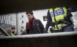 Kako do azila u Velikoj Britaniji: "Možeš dobiti papire ako kažeš da si gej"