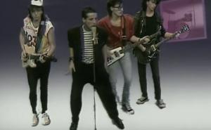 Pjesma dana | Samo sklopi okice i zovi mi ime...: Valentino i 1988. godina