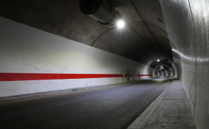 Lančani sudar u tunelu na jugu BiH, povrijeđeno jedno lice