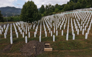 Pokušaj legalizacije negiranja genocida u Srebrenici: Stigle brojne reakcije