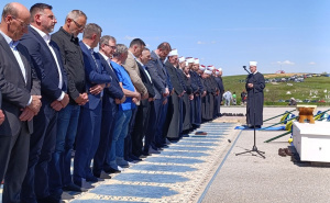 Vlasenica: Klanjana dženaza-namaz i obavljen ukop šest šehida agresije na Bosnu i Hercegovinu