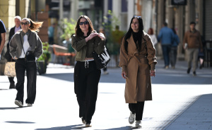 Pogledajte kako izgleda nedjeljno prijepodne u Sarajevu: Sunce, šetnja i kafa