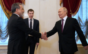 Rusija nudi posredovanje i poziva na mir: Putin se u Moskvi sastao Araghchijem