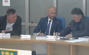 "Zato što je Dževad konj": Pogledajte snimak dešavanja o glasanju za Lidl na sjednici OV Centar