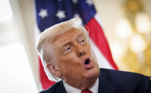 SAD predstavile novi dizajn pasoša, na njemu će biti lik Donalda Trumpa