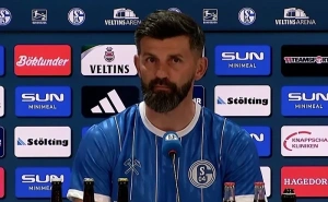 Miron Muslić izašao pred novinare u posebnoj majici: "Ovo je poklon koji nosim s velikim ponosom"