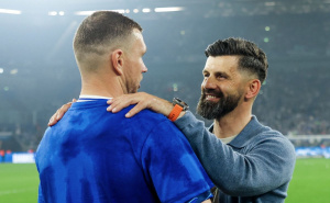 Schalke odao počast Mironu Musliću i Edinu Džeki: "I am from Bosnia, take me to Bundesliga"