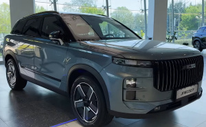 “Range Rover s Temua”: Jeftini SUV automobil postao hit na tržištu