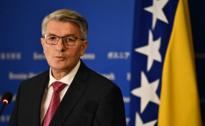 Mehmedović: Schmidt treba otići, ali BiH ne smije biti bez aktivnog visokog predstavnika