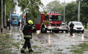 Posljedice teškog nevremena u susjedstvu: Tri osobe povrijeđene u Zagrebu