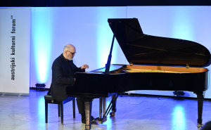 Majska muzička svečanost u Sarajevu: Održan recital pijaniste Gottlieba Wallischa u BKC
