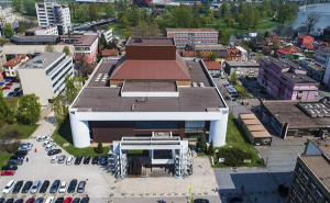 Forum građana o predstavi: Zenica ne smije postati grad u kojem se predstave otkazuju zbog straha