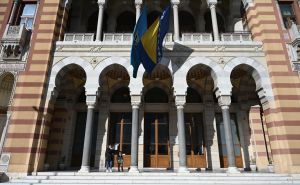 Pokrenuta i online peticija: Vratimo knjige u Vijećnicu!