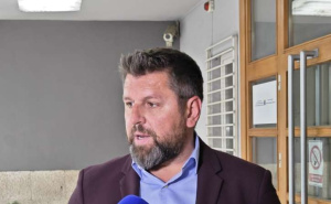 Prijavu CIK-u predao i Ćamil Duraković: Poznato za koju se poziciju kandidovao