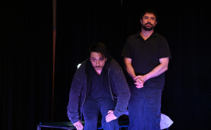 "Poljubac žene pauka" u Teatru 071: Priča o prijateljstvu iza zatvorskih rešetaka