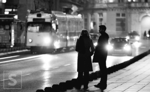 Pjesma dana: Crvena jabuka i 'Čekam te na starom mjestu, tamo gdje ljubav počinje...'
