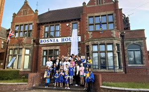 Obilježen Dana bijelih traka u Velikoj Britaniji: Bosanska zajednica odala počast žrtvama