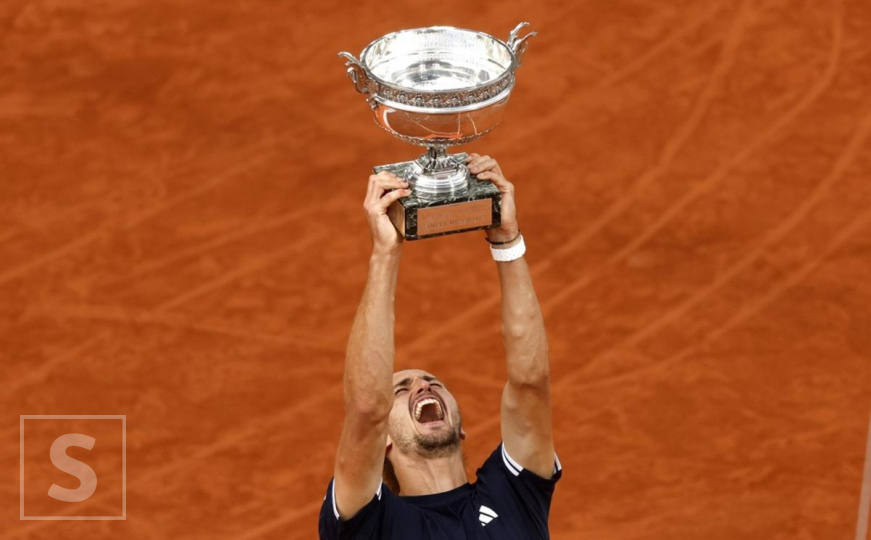 Nakon tri izgubljena finala Grand Slam turnira...
#Alexander