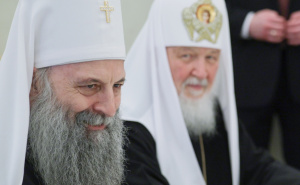 Poglavar SPC-a Porfirije vrijeđao vjernike, nazvao ih 'debilima': Kamere sve snimile
