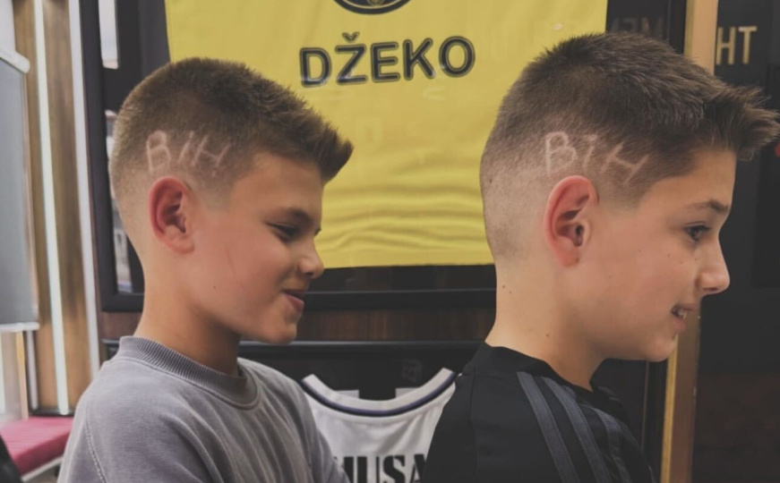 Mama Amra se pohvalila na Instagramu
#edindzeko #amradzeko #