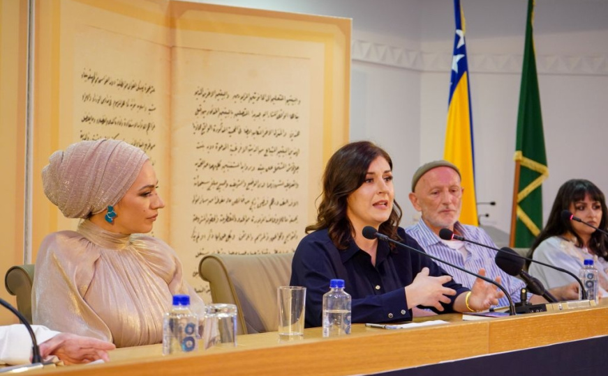 Povratak sebi: Roman Hatidže Hodžić dirnuo srca publike u Sarajevu