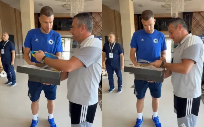 Samo najbolje za našeg Dijamanta
(VIDEO) #edindzeko #kopacke