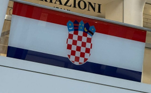 Susjedi bijesni: U New Yorku istaknuta 'unakažena' hrvatska zastava