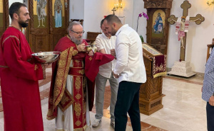 Vico Zeljković se pričestio u Miamiju: "Daleko od otadžbine, ali među svojima"