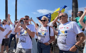 Navijači BiH napravili dernek na plaži u Los Angelesu: Zaplesala i porodica Edina Džeke