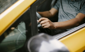 Kupovina polovnih automobila: Kako prepoznati da li je vozilo služilo kao taksi?
