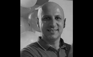 Iz Pomozi.ba potvrdili još jednu tužnu vijest: Preminuo 37-godišnji Nermin Ohranović