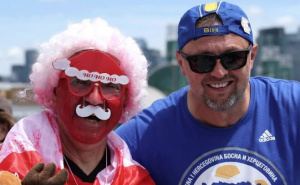 Zagrljaj Bosanca i Kanađanina na zvaničnom Instagram profilu FIFA-e: "Kada se svijet ujedini"