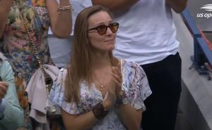 Novak Đoković se opustio na Jeleninom rođendanu: Popeo se na stolicu, Indira pjevala hitove