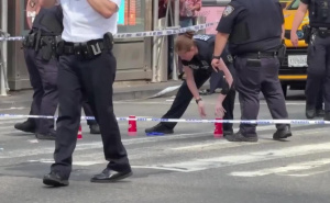 Panika na Times Squareu: Pucnjava izazvala haos, uhapšen tinejdžer